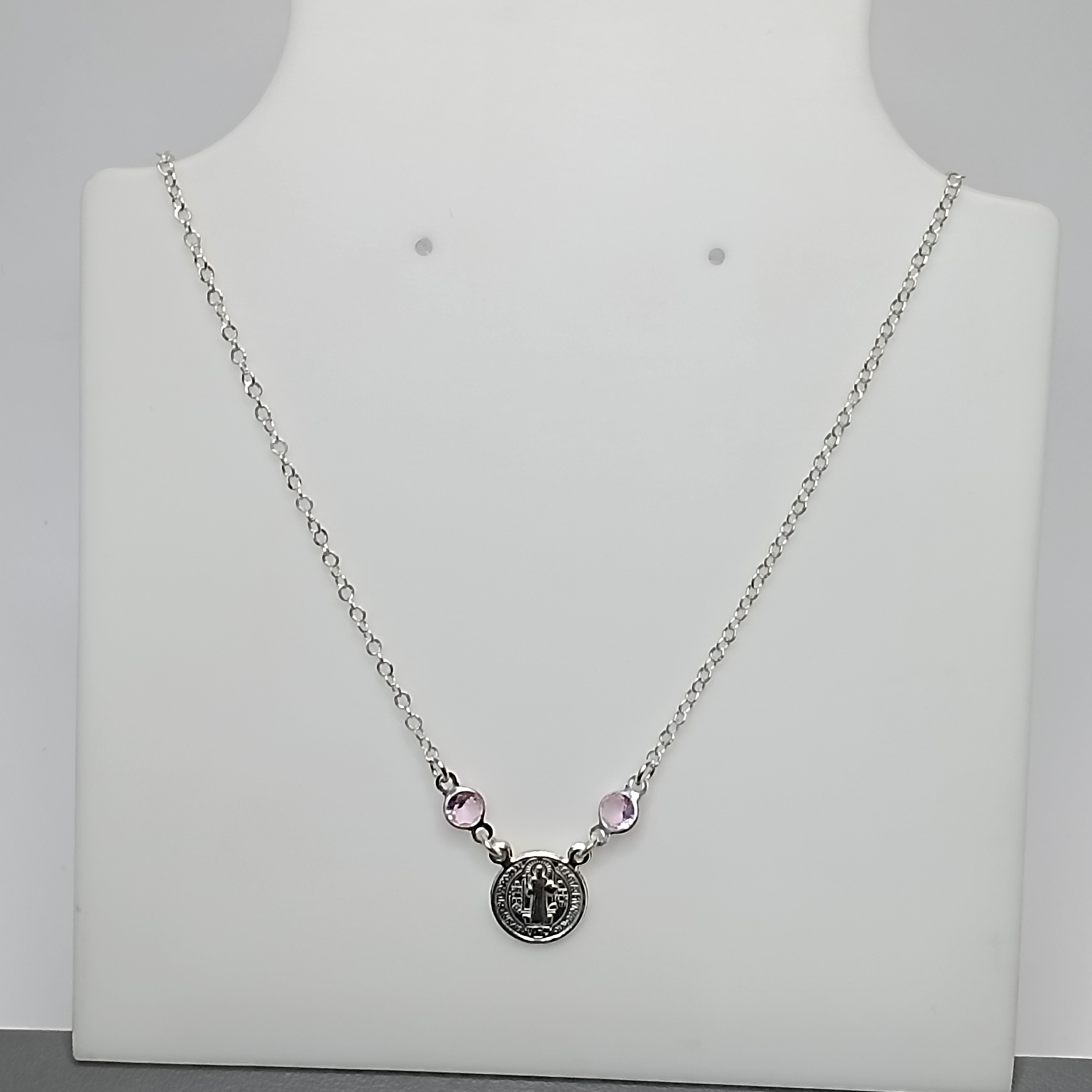 Gargantilha De Prata Choker Montagem 2 Zirconia Rosa Medalha São Bento Meio Cod:G2-12