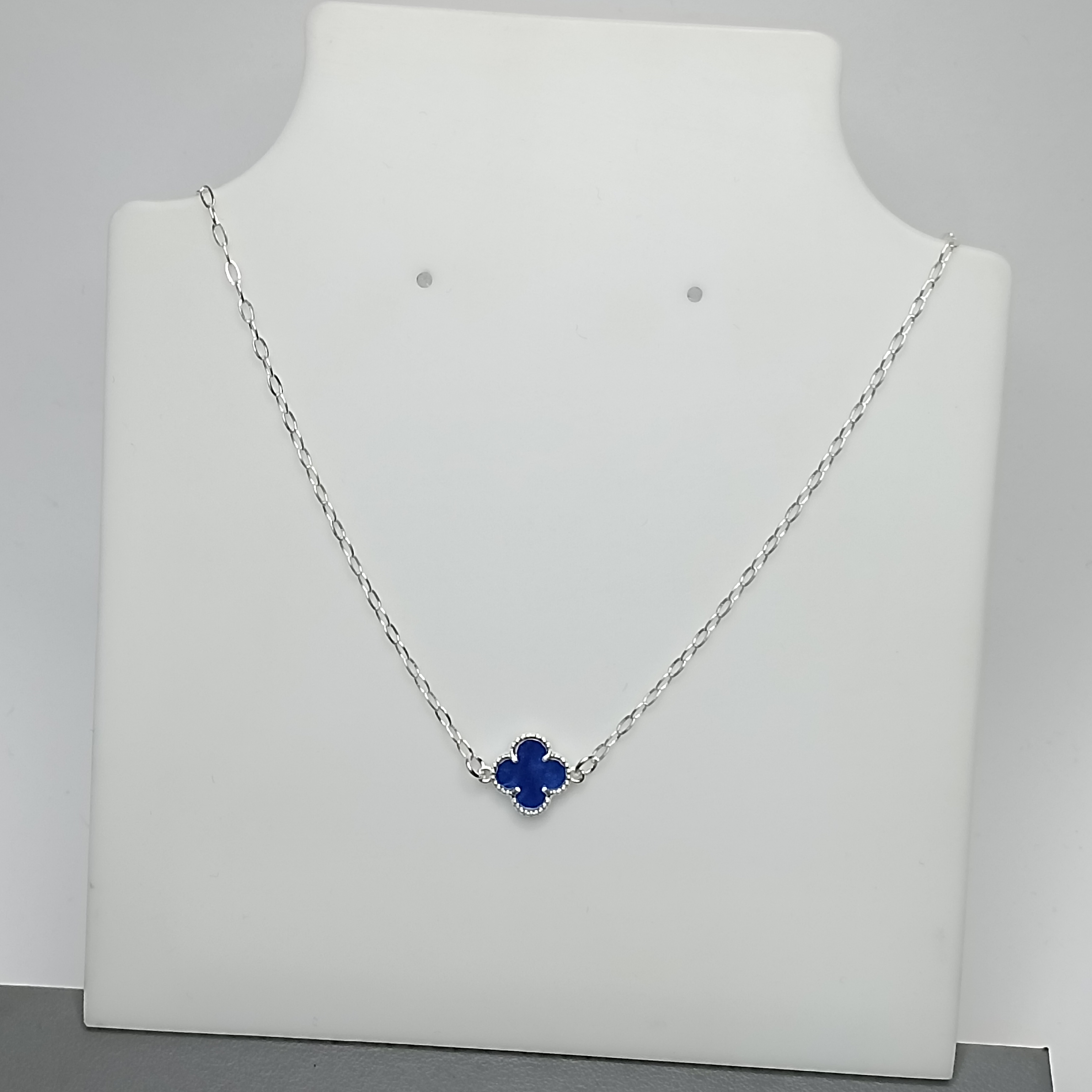 Gargantilha De Prata Trevo Azul Royal Liso Meio 45cm Cod:MD