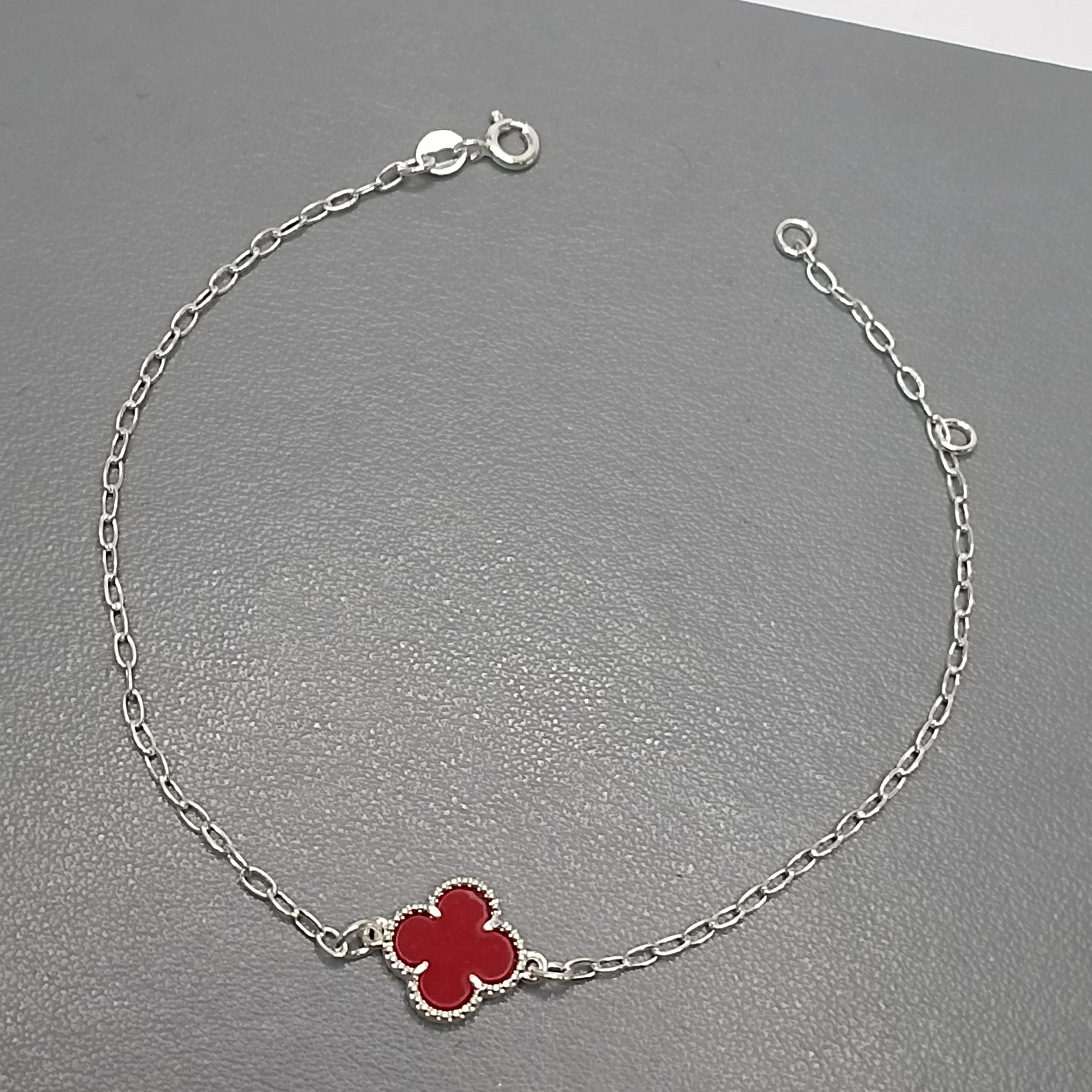 Pulseira De Prata Trevo Vermelho Liso Meio Cod:MD