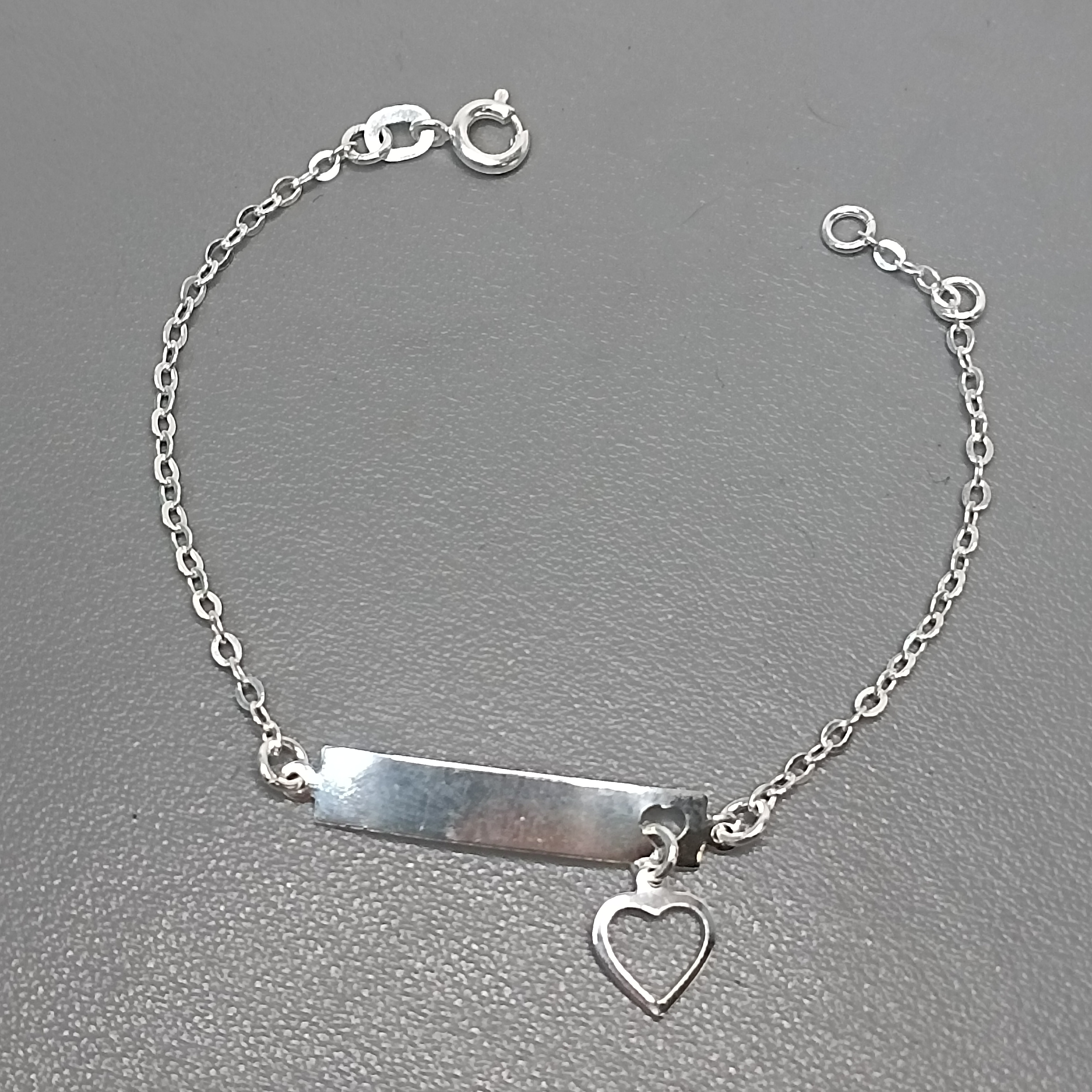 Pulseira De Prata Infantil Chapinha Coração Vazado Com Coração Vazado Pendente