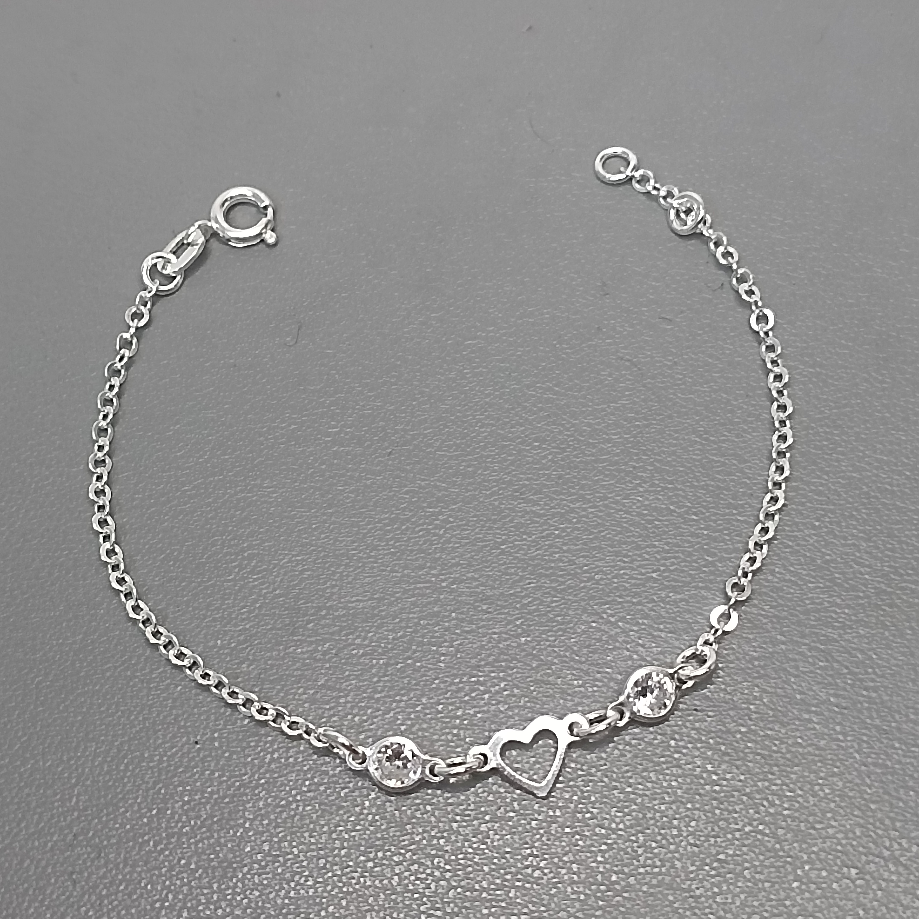 Pulseira De Prata Infantil 2 Zirconia Coração Vazado Meio Cod:PUI-16