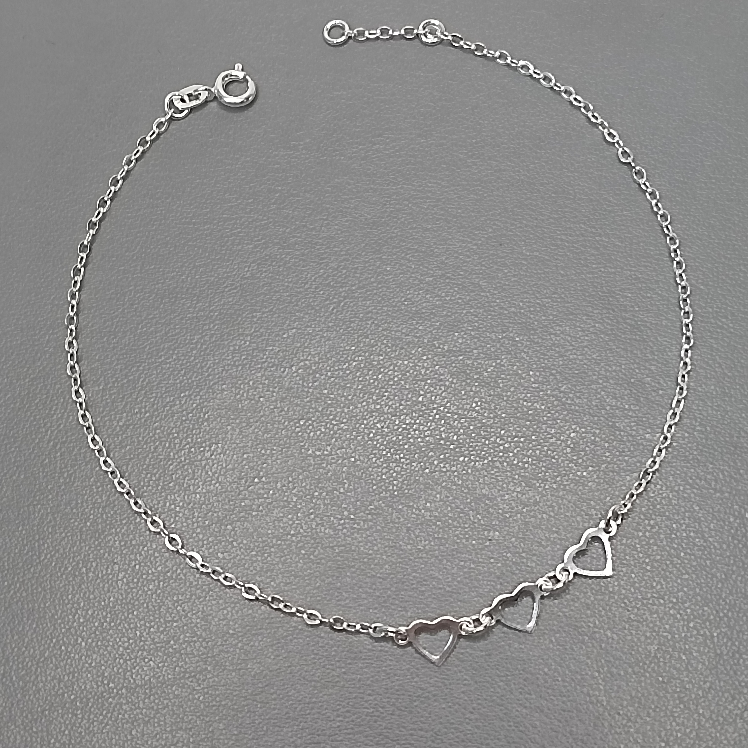 Tornozeleira De Prata 3 Corações Vazado Meio Cod:MD